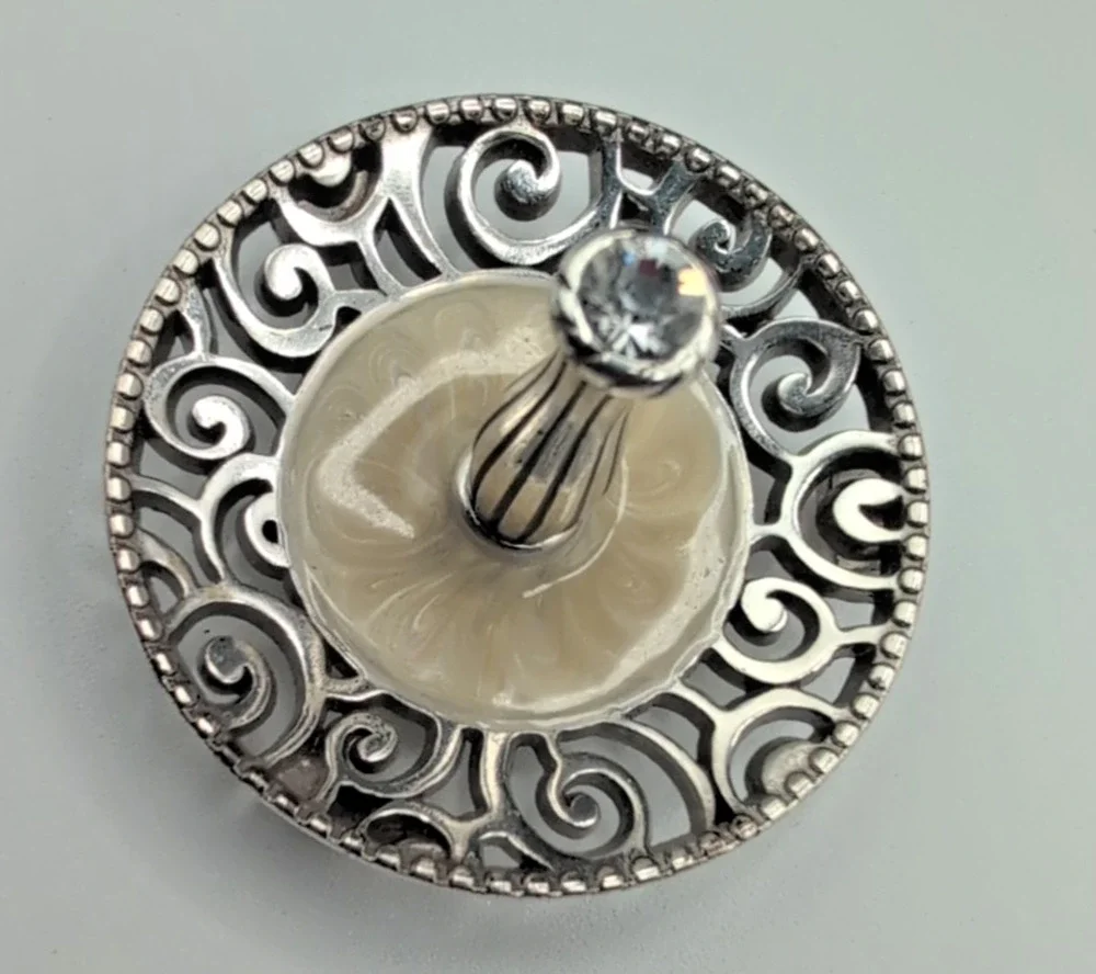 Brighton Lacie Daisy Ring Holder Swarovski Crystal Silver Plate Mother Of Pearl